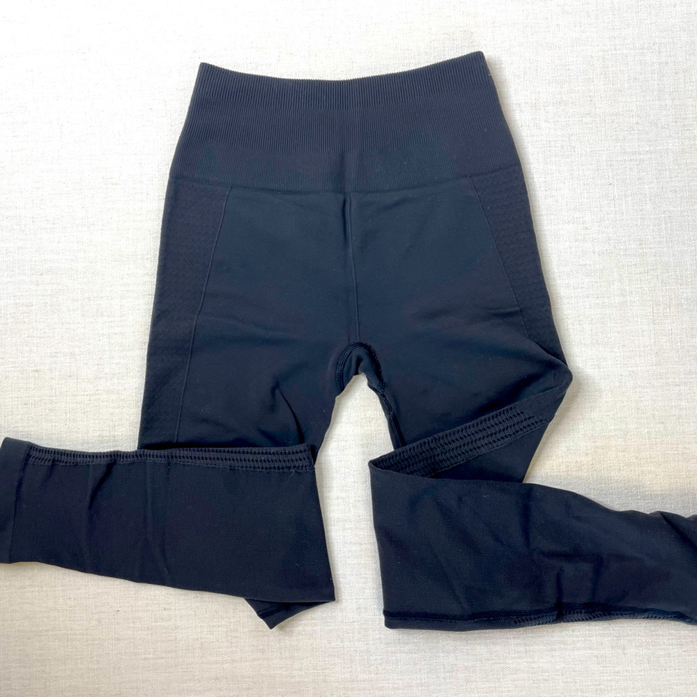 Lululemon Textured Leggings